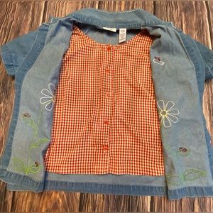Ms Lee vintage Large layered button up. Flowers & lady bugs. Red gingham denim